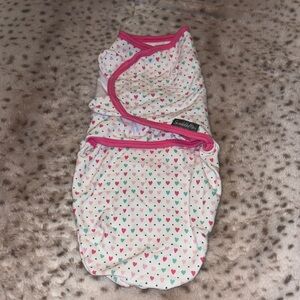 SwaddleMe Pink Trim Heart Swaddle set  100% cotton
